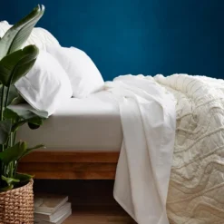 Performance Sheet Set (California King) White 400 Thread Count - Threshold™ -Threshold GUEST 9649b04f f3d6 49d9 be6c 44fcf8b73ff5