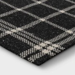 2'x3' Indoor/Outdoor Woven Tapestry Rug Black - Threshold™ -Threshold GUEST e6713580 d75c 4d49 95a9 3bd001f62406